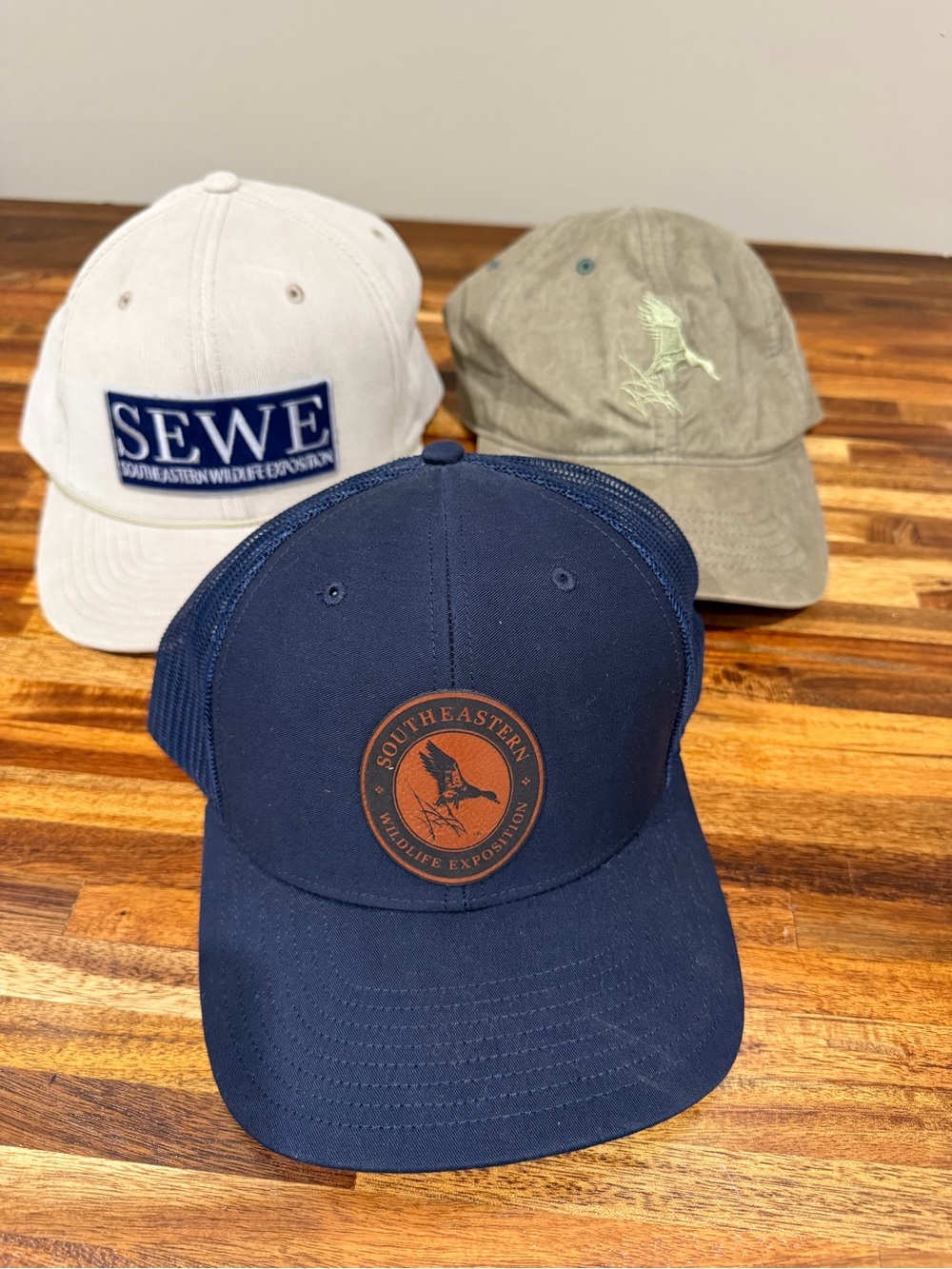 3 Hats ( Southeastern Wildlife Exposition)